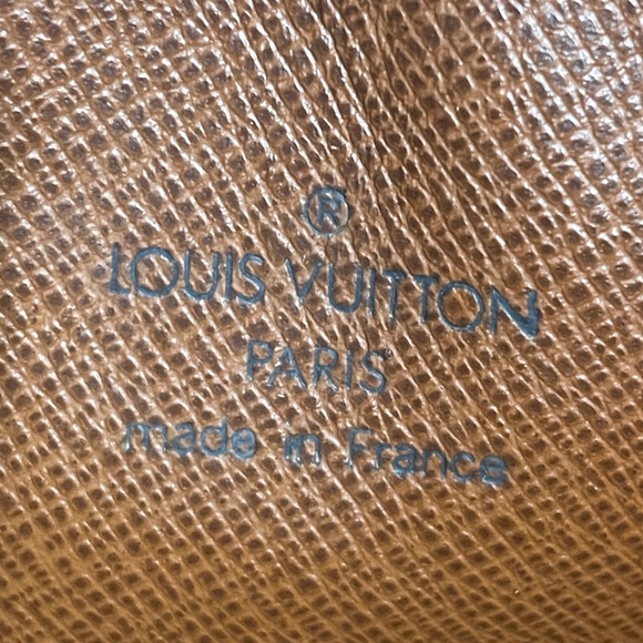 Louis Vuitton Pochette Marly Bandouliere - Picture 13 of 15